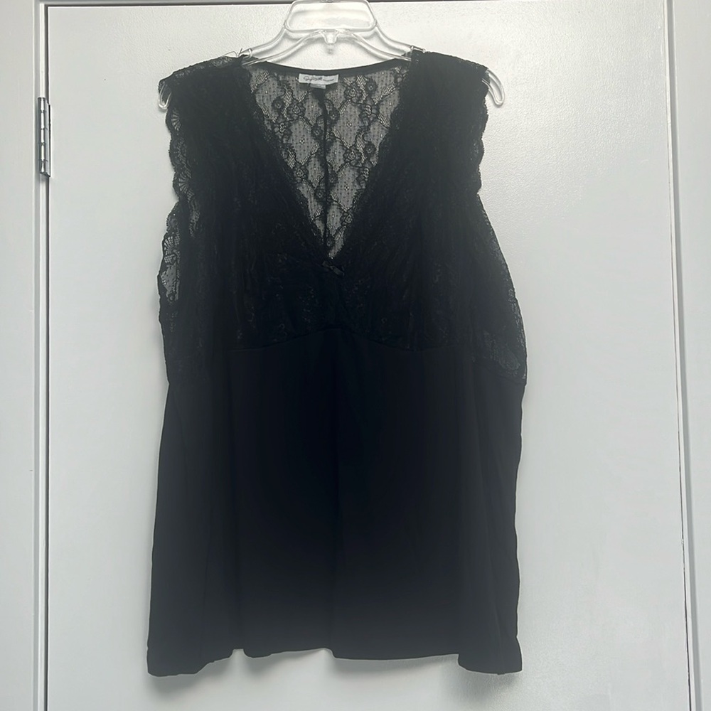 Black lace nightie and shorts from Jaclyn Smith Collection size 2X